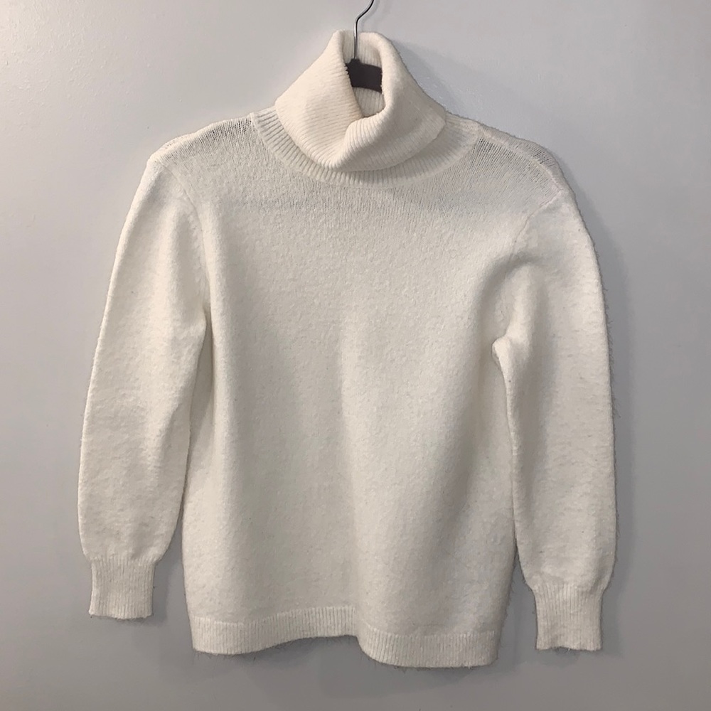 Joie Cream Turtleneck Sweater size small